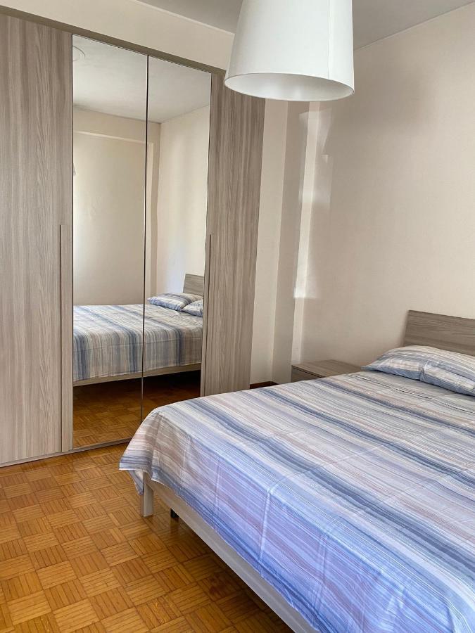 Vesna Apartment デセンツァーノ・デル・ガルダ エクステリア 写真