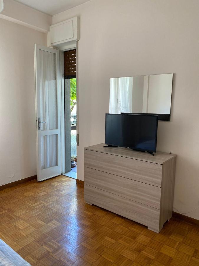 Vesna Apartment デセンツァーノ・デル・ガルダ エクステリア 写真