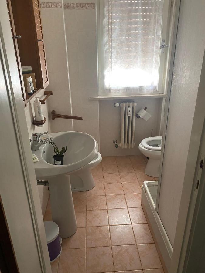 Vesna Apartment デセンツァーノ・デル・ガルダ エクステリア 写真